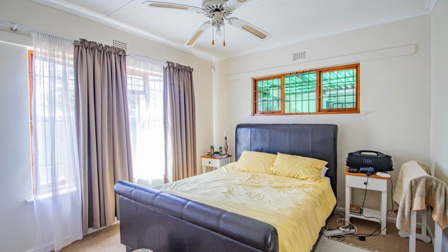 3 Bedroom Property for Sale in Middedorp Western Cape